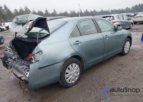2007 Toyota Camry Le z USA, uszkodzony, nr VIN 4T1BE46KX7U600792